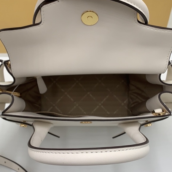 MICHAEL KORS
Carmen Medium Flap Belted Satchel OPTIC WHITE COLOR - Picture 9 of 16